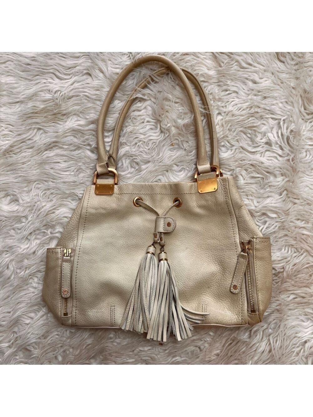 Pelle Studio Women’s Winter White Fandango Leather Handbag